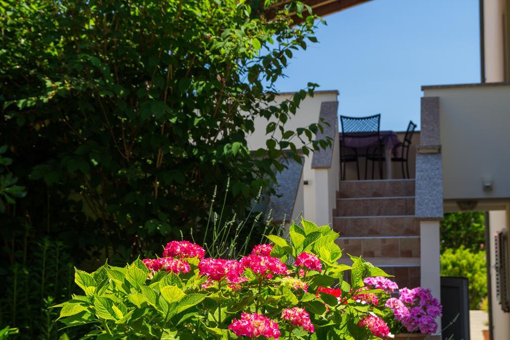 Apartmani Dorita Mali Lošinj Exteriör bild