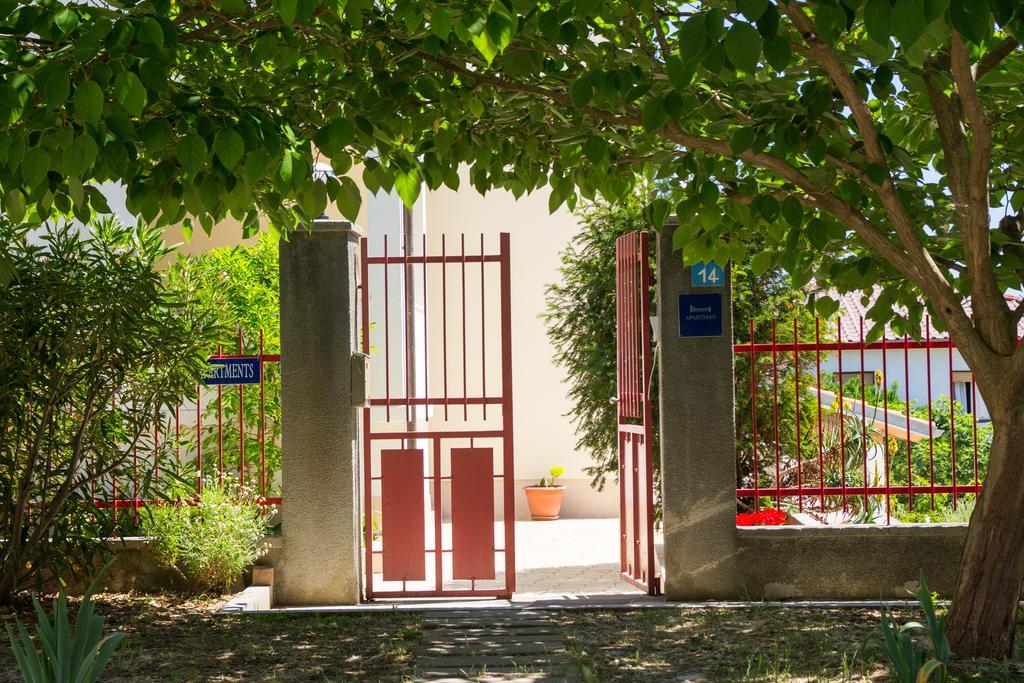 Apartmani Dorita Mali Lošinj Exteriör bild