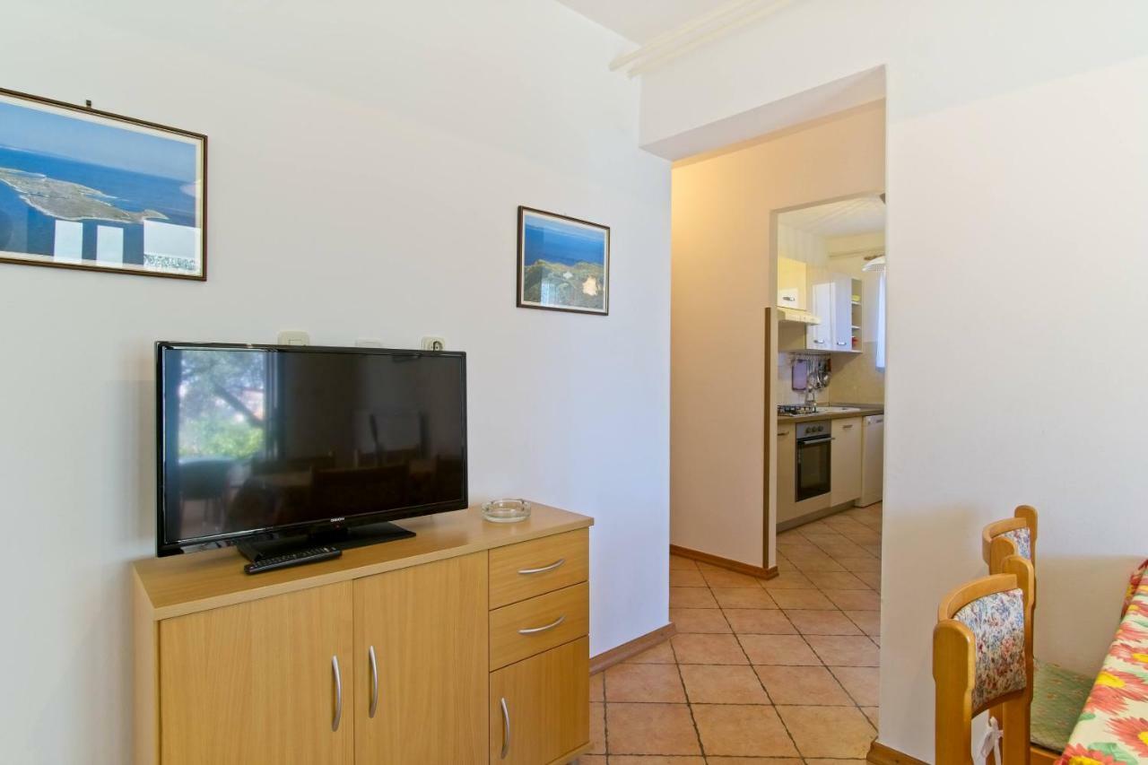 Apartmani Dorita Mali Lošinj Exteriör bild
