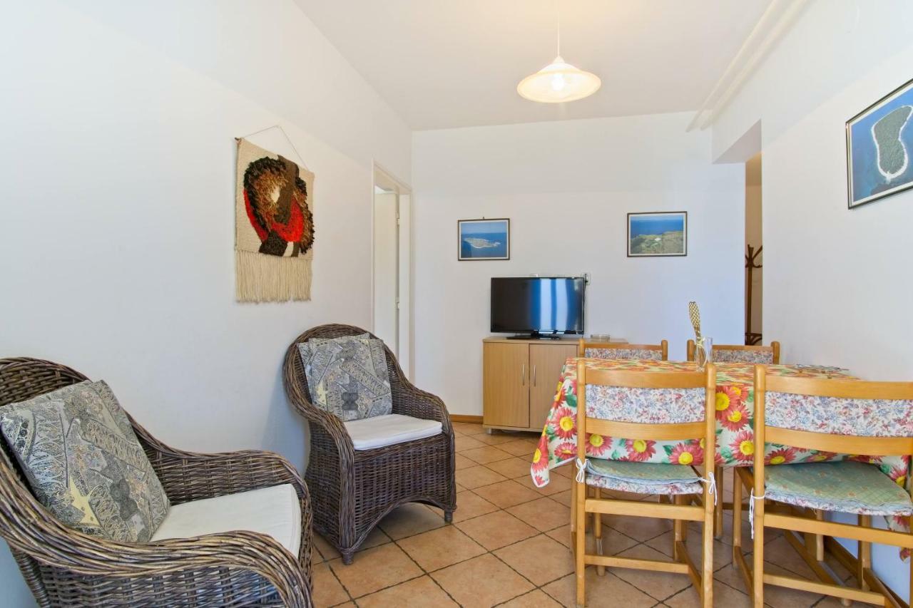 Apartmani Dorita Mali Lošinj Exteriör bild