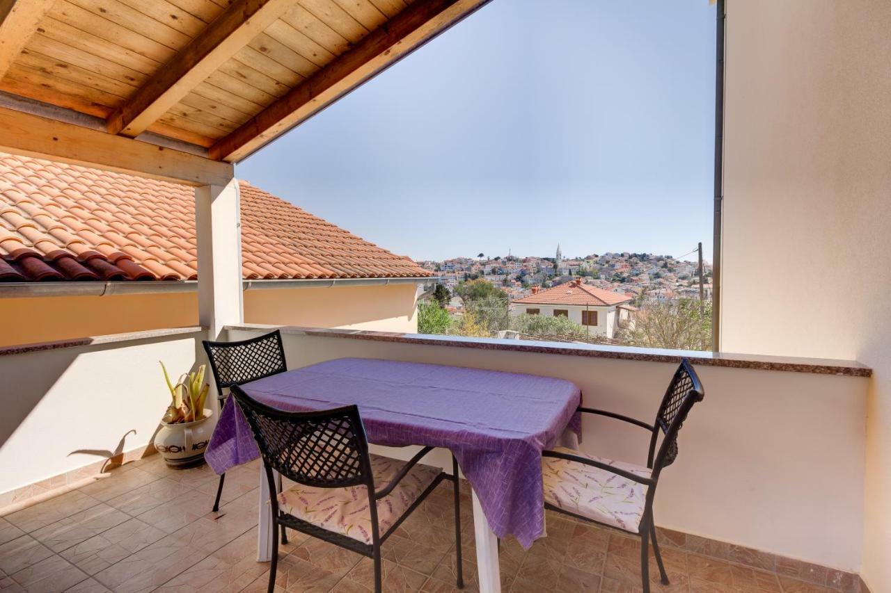 Apartmani Dorita Mali Lošinj Exteriör bild