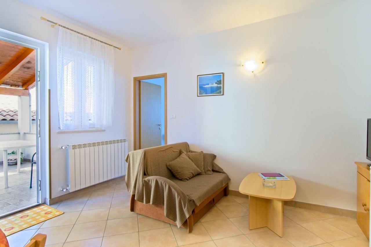 Apartmani Dorita Mali Lošinj Exteriör bild